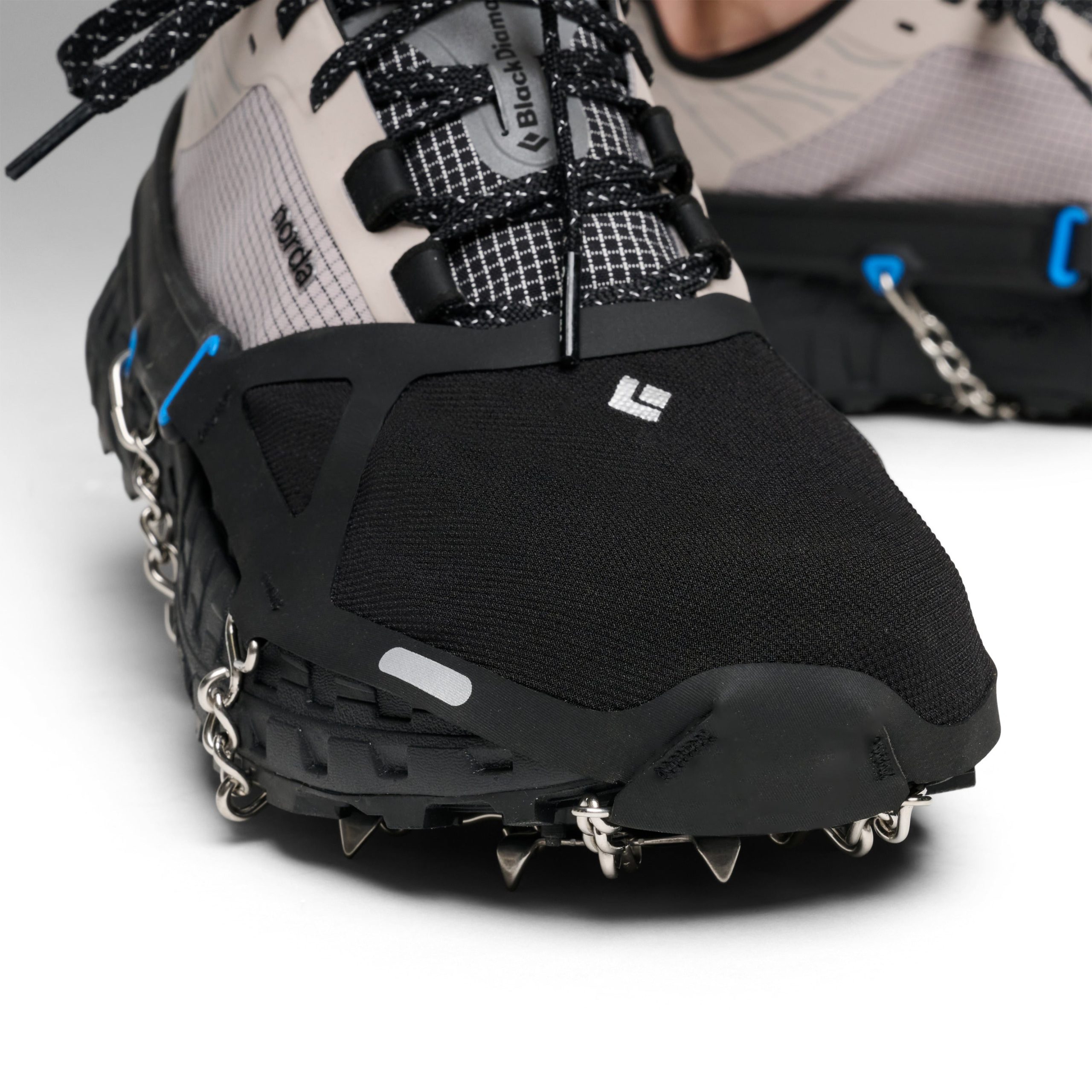 Distance Spike Traction Device - Image 4