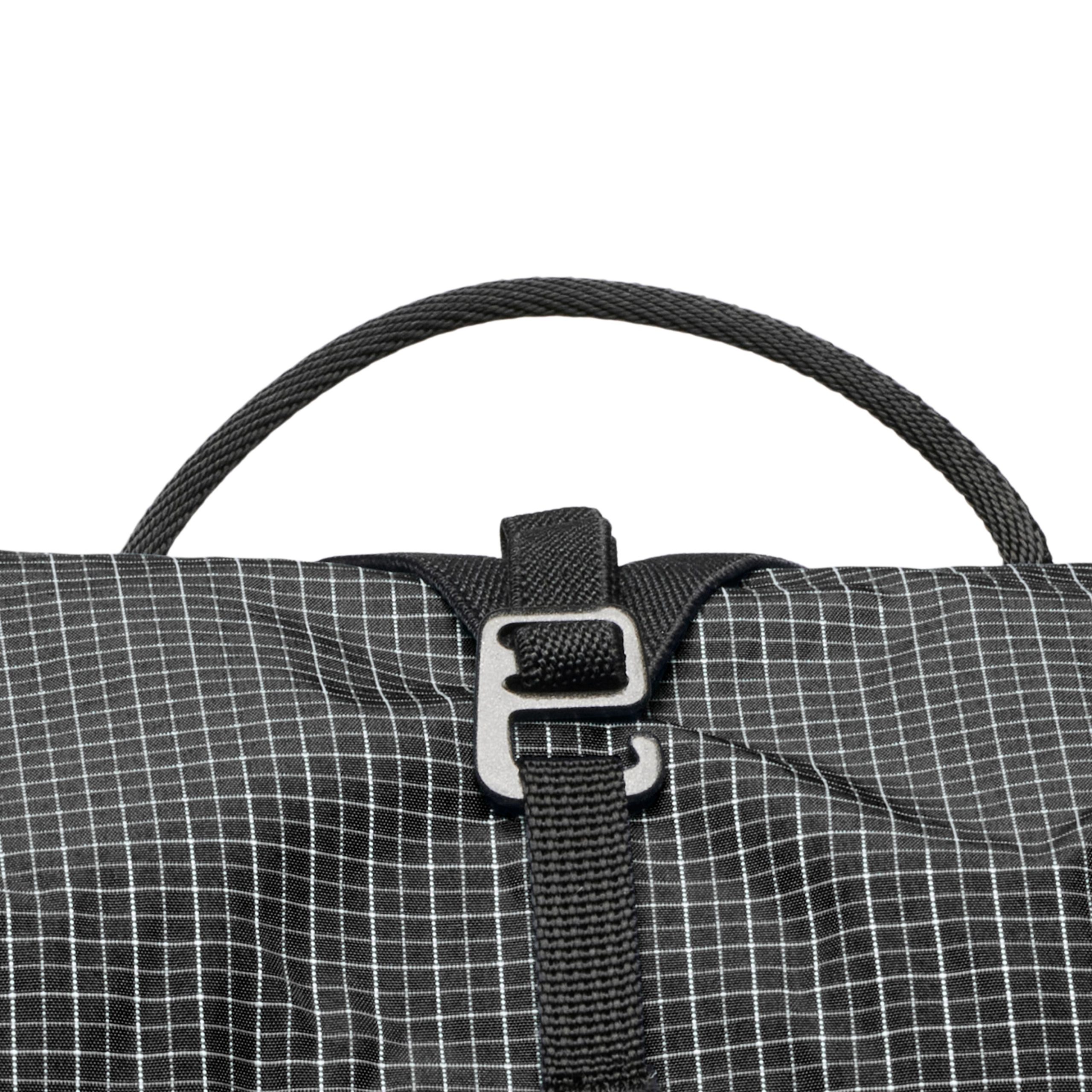 Women's Distance 15 Backpack - Image 8