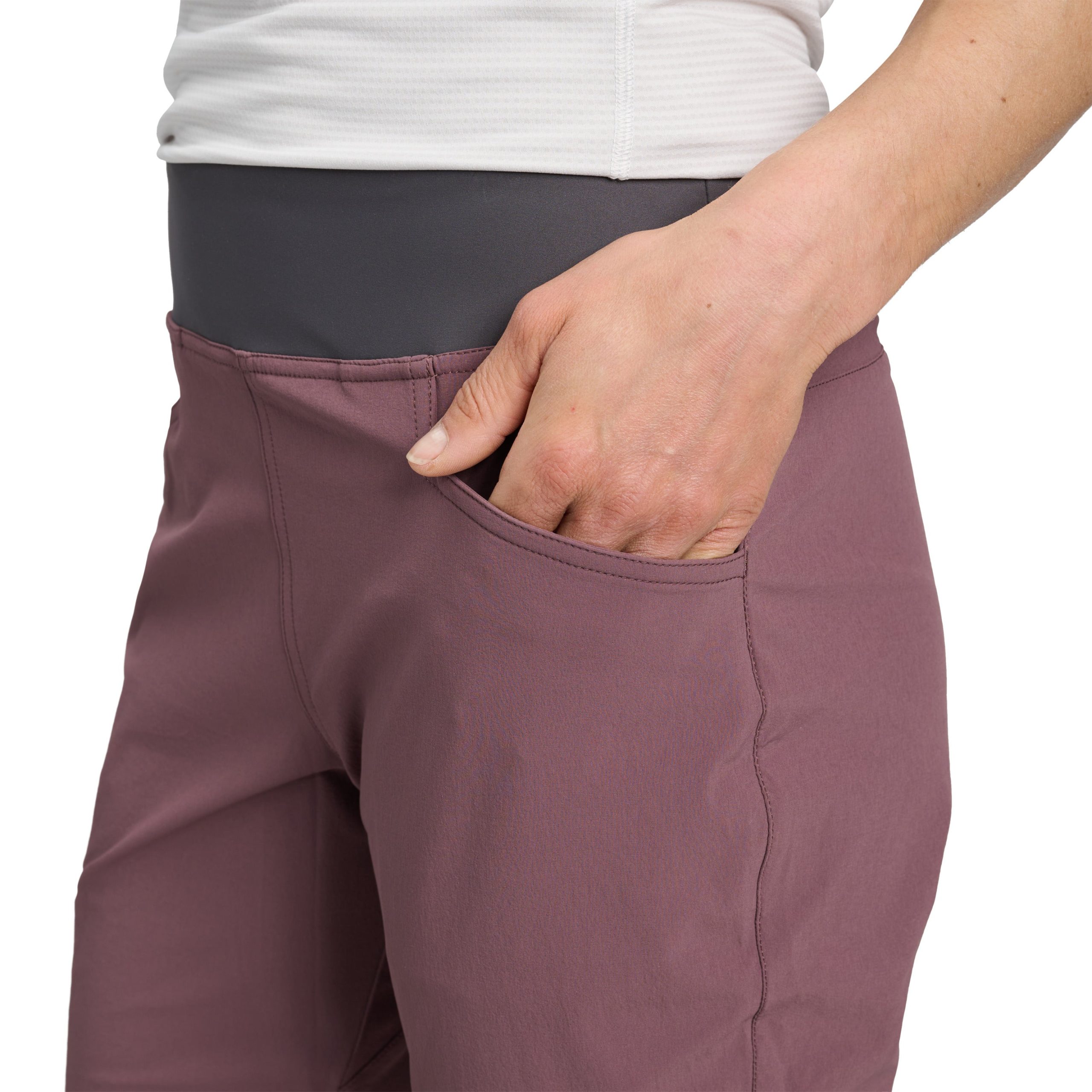 Women's Alpine Light Pants - Past Season - Image 25